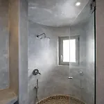 Hotiday Santorini 4*