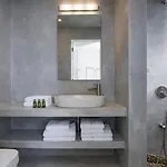 Hotiday Santorini 4*