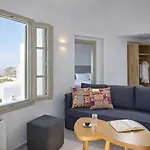 Hotiday Santorini Otel