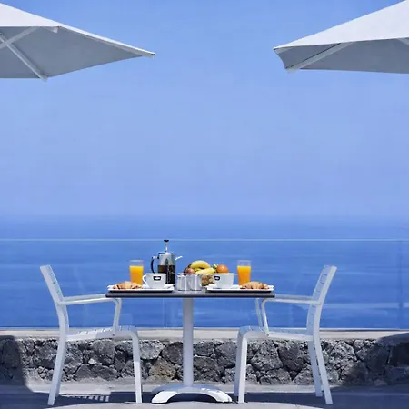 Hotiday Santorini Hotel 4*
