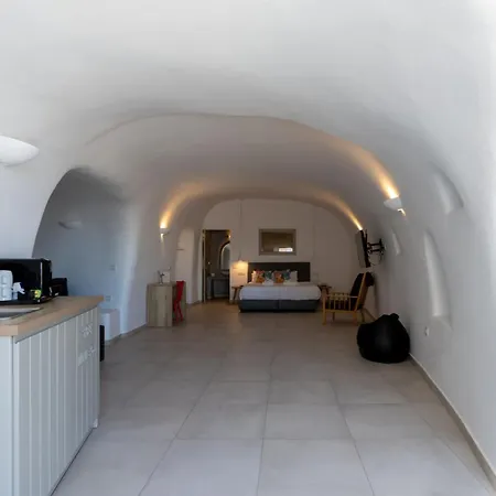 Hotiday Santorini