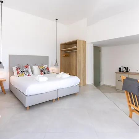 Hotel Hotiday Santorini