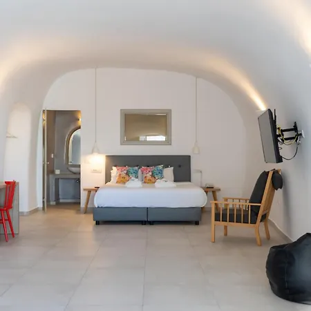 Hotiday Santorini Hotel Ia