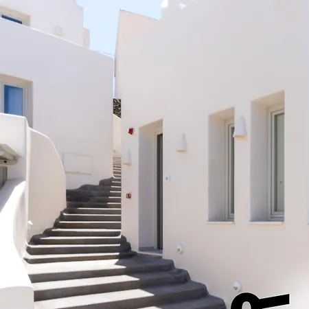 Hotiday Santorini