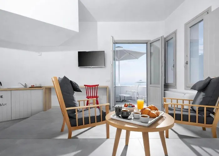 Hotiday Santorini Ía