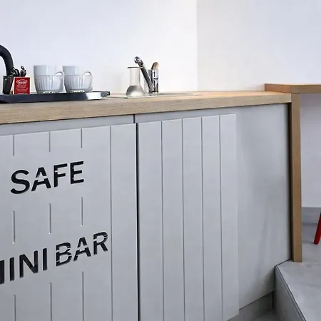 Hotiday Santorini ホテル