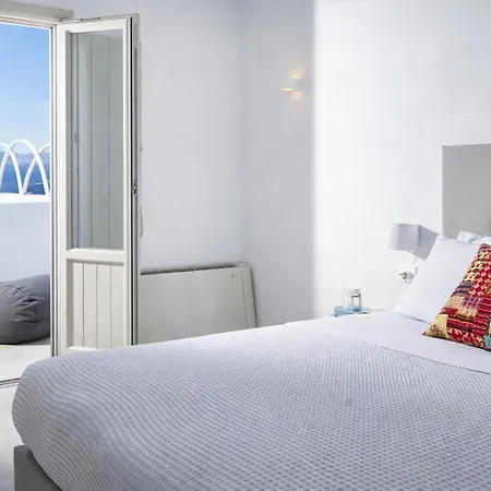 Hotiday Santorini