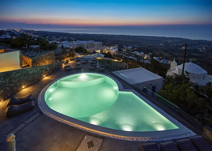 Hotiday Santorini מלון 4*